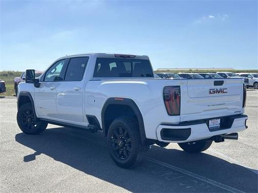 2026 GMC Sierra 2500 AT4