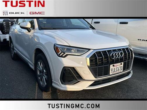 2024 Audi Q3 Premium 45 TFSI S line quattro Tiptronic