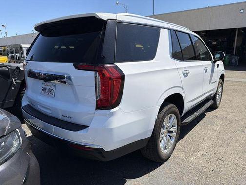 Summit White 2024 GMC Yukon SLT