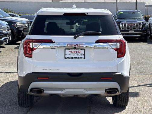 Summit White 2023 GMC Acadia FWD SLE