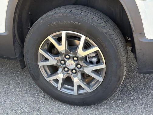 Summit White 2023 GMC Acadia FWD SLE