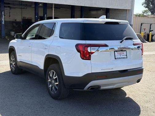 Summit White 2023 GMC Acadia FWD SLE