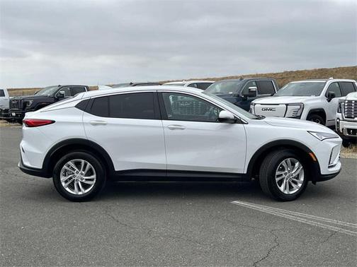 2025 Buick Envista Preferred FWD