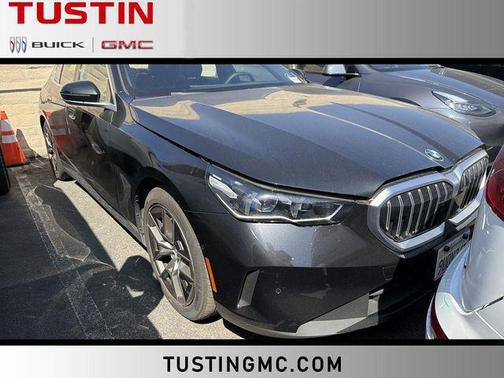 Black Sapphire Metallic 2026 BMW 530 530i