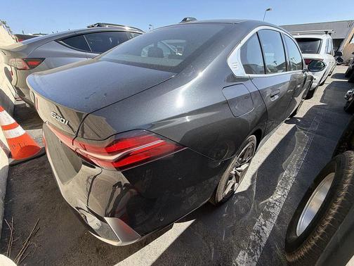 Black Sapphire Metallic 2026 BMW 530 530i