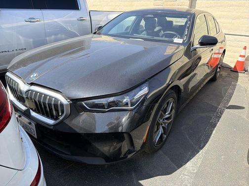 Black Sapphire Metallic 2026 BMW 530 530i