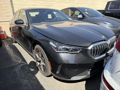 Black Sapphire Metallic 2026 BMW 530 530i