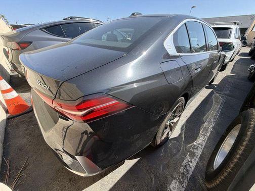 Black Sapphire Metallic 2026 BMW 530 530i