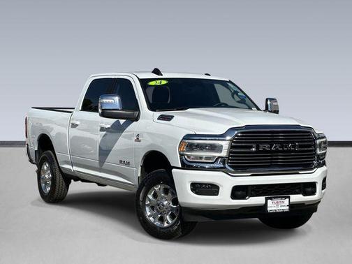 Bright White Clearcoat 2024 RAM 2500 Laramie Crew Cab 4x4 6'4' Box