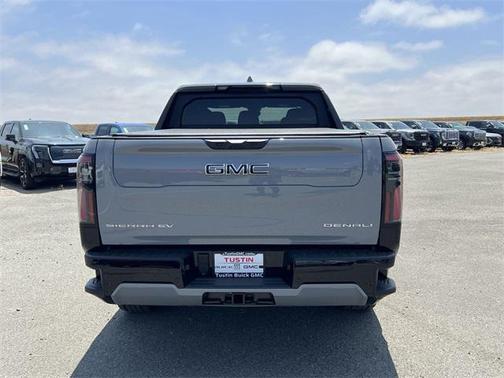 2025 GMC Sierra EV Max Range Denali