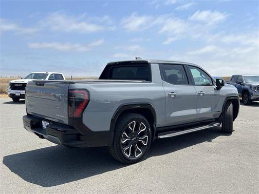 2025 GMC Sierra EV Max Range Denali