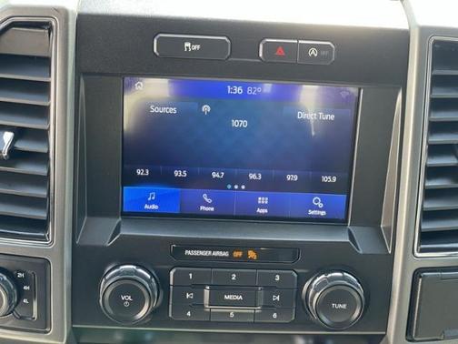 Photo 5 of 32 of 2020 Ford F-150 XLT