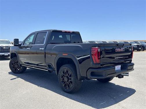 2025 GMC Sierra 2500 Denali