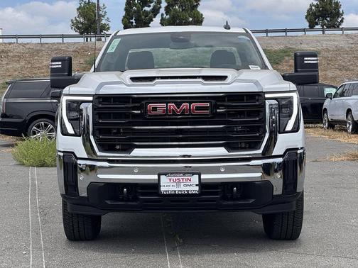 Summit White 2026 GMC Sierra 2500 Pro