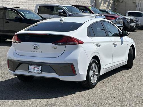 2020 Hyundai IONIQ Hybrid Blue