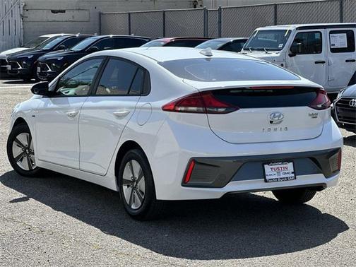 2020 Hyundai IONIQ Hybrid Blue
