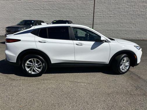 2025 Buick Envista Preferred FWD