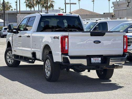 OXFORD WHITE 2024 Ford F-250 XLT