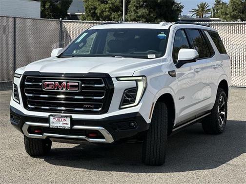 2025 GMC Yukon 4WD AT4