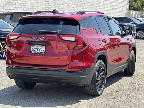2023 GMC Terrain SLE