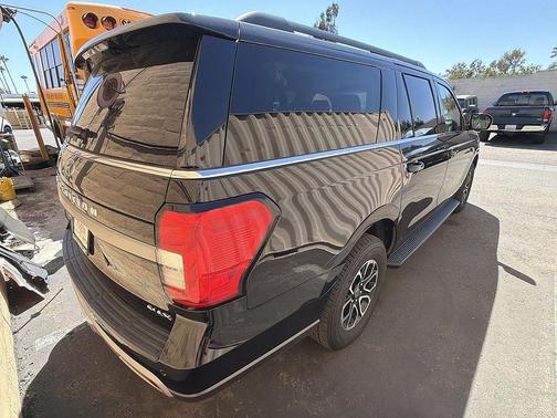 AGATE BLACK METALLIC 2024 Ford Expedition Max XLT