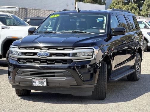AGATE BLACK METALLIC 2024 Ford Expedition Max XLT