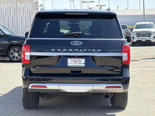 AGATE BLACK METALLIC 2024 Ford Expedition Max XLT
