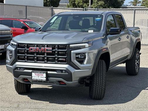 2025 GMC Canyon Base