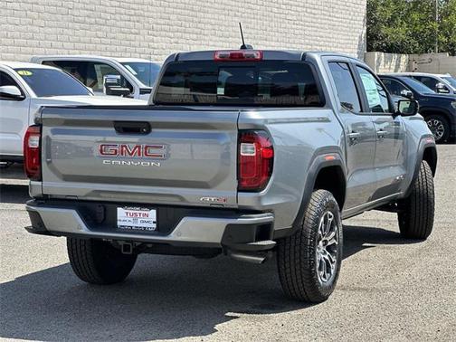 2025 GMC Canyon Base
