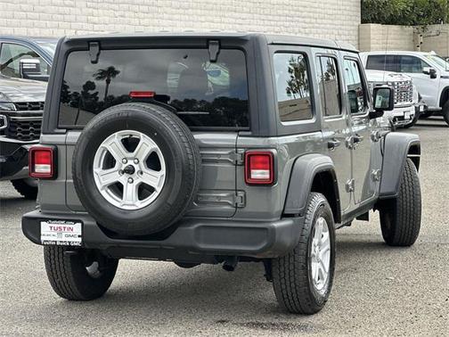 2022 Jeep Wrangler Unlimited Sport