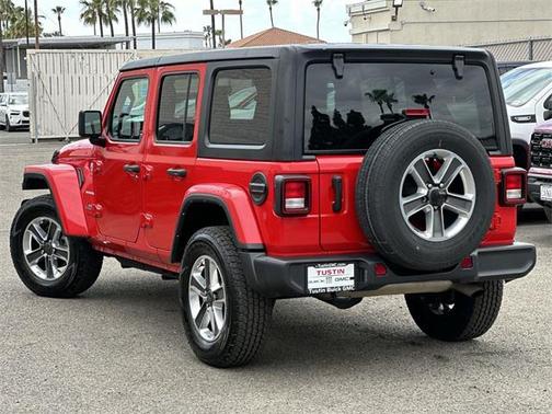 2023 Jeep Wrangler 4-Door Sahara 4x4