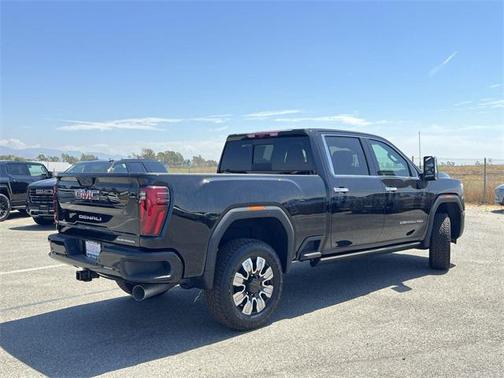 2025 GMC Sierra 2500 Denali