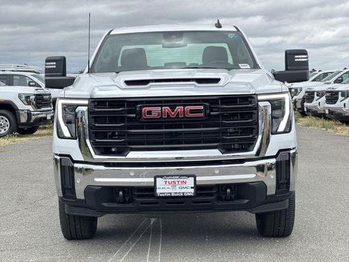 Summit White 2026 GMC Sierra 2500 Pro