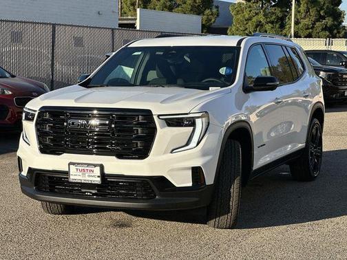 2026 GMC Acadia Elevation FWD