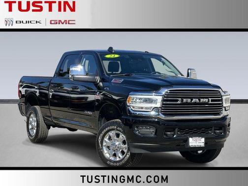 Diamond Black Crystal Pearlcoat 2024 RAM 2500 Laramie Crew Cab 4x4 6'4' Box