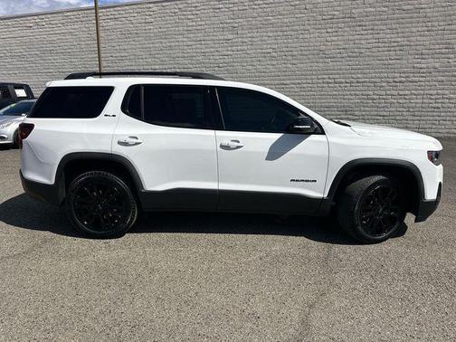 2023 GMC Acadia FWD SLE