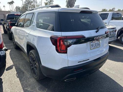 Summit White 2023 GMC Acadia FWD SLE