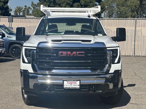 Summit White 2026 GMC Sierra 2500 Pro