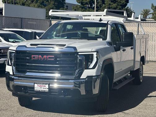Summit White 2026 GMC Sierra 2500 Pro