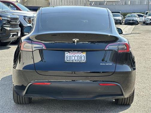 2021 Tesla Model Y Long Range Dual Motor All-Wheel Drive