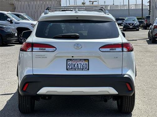 2022 Toyota Corolla Cross LE