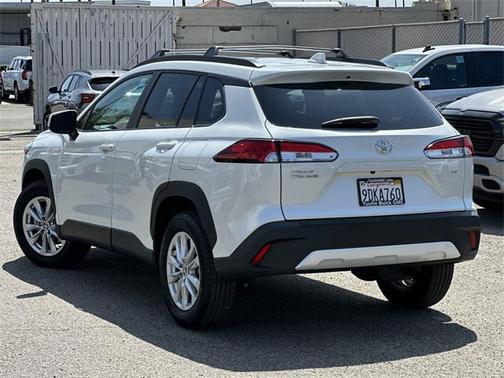 2022 Toyota Corolla Cross LE