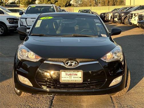 2016 Hyundai Veloster Base