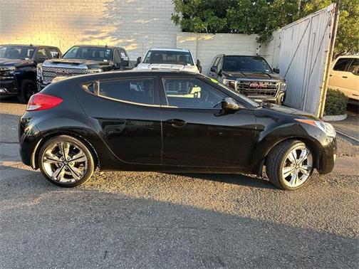 2016 Hyundai Veloster Base
