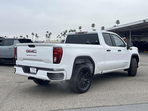 Summit White 2026 GMC Sierra 1500 Pro