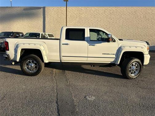 2015 GMC Sierra 2500 Denali