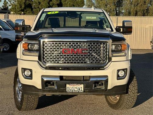 2015 GMC Sierra 2500 Denali