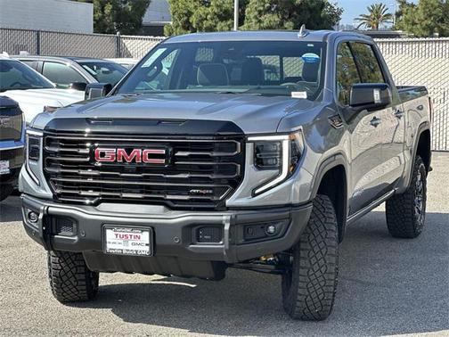 2025 GMC Sierra 1500 AT4X