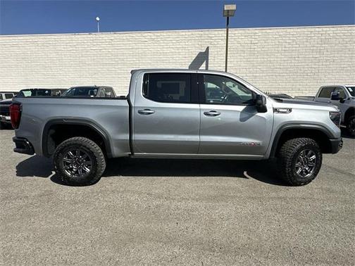 2025 GMC Sierra 1500 AT4X
