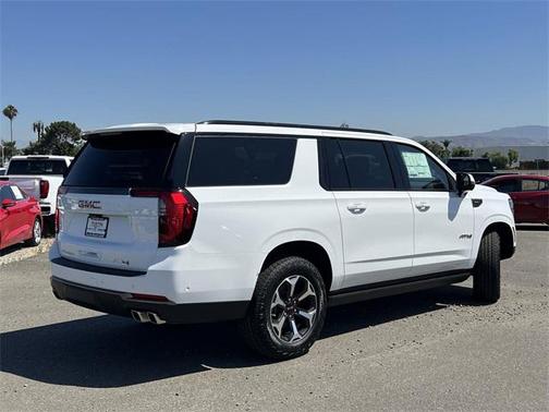 2025 GMC Yukon XL 4WD AT4 Ultimate
